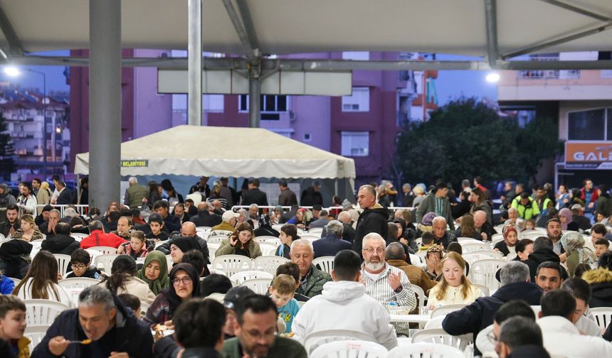 Manavgat’ta mahalle mahalle iftar sofrası