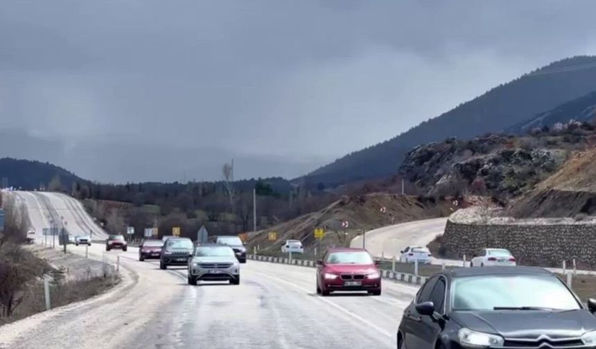 Konya-Antalya yolunda bayram yoğunluğu