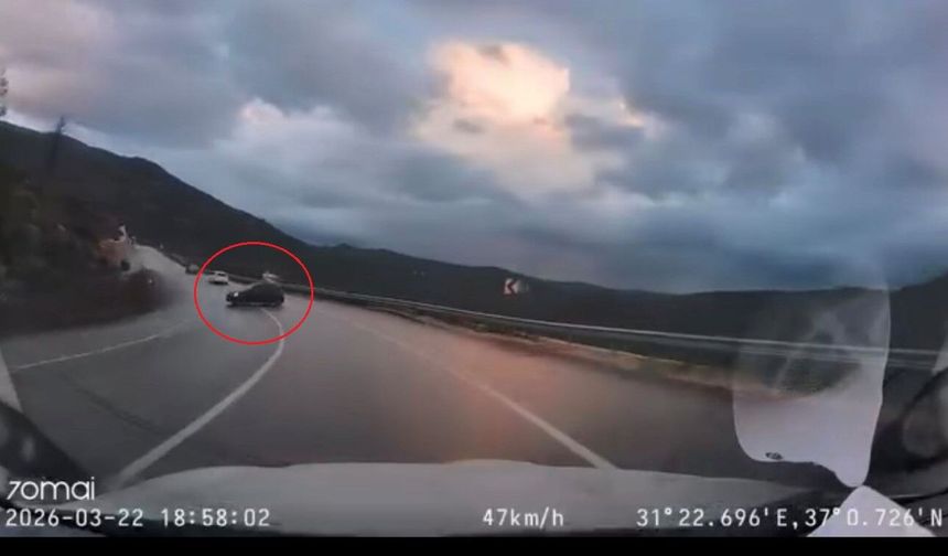 Manavgat'ta faciadan dönülen anlar araç kamerasına yansıdı