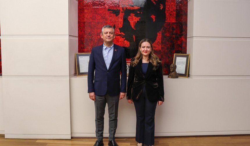 Özdemir'den Özel'e ziyaret