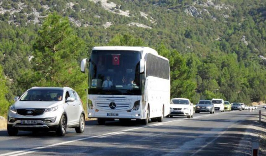 Bayramda yollarda önlem şart