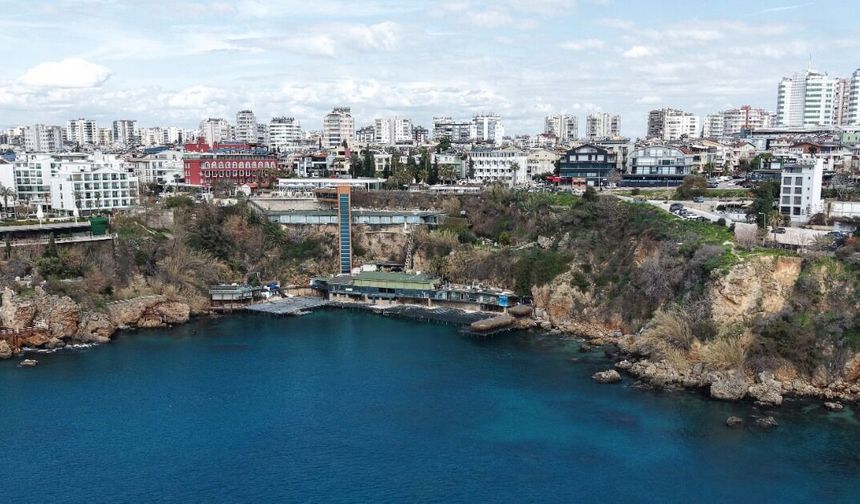 Falezlerde 26 noktada kaçak yapı