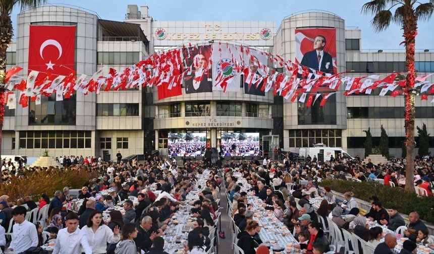 Kepez'de 55 bin kişiyi bir araya getirdi