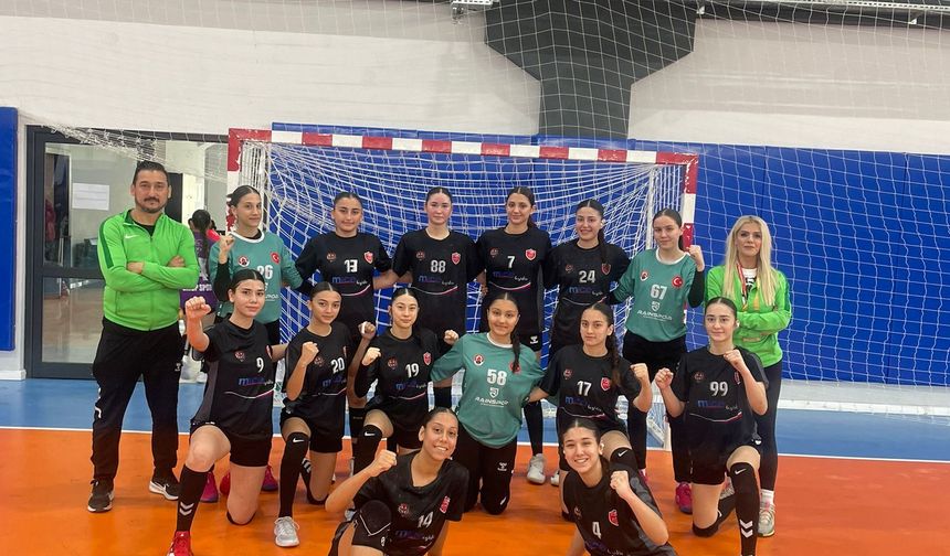 Kepezli kızların hedefi Süper Lig