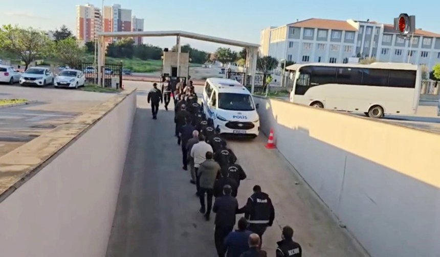 Antalya'da 52 milyon TL’lik zimmet operasyonu: 18 tutuklu