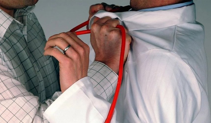 Sağlıkçılar da şiddetten şikayetçi