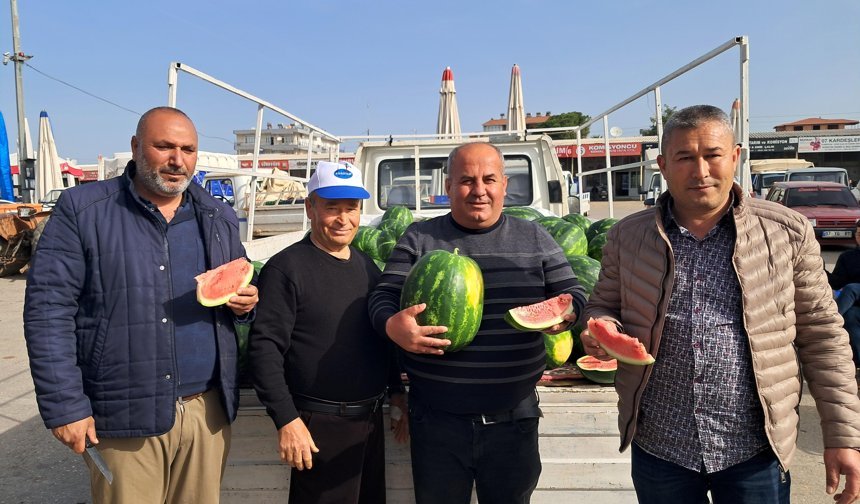 Antalya'da karpuzun kilosu 40 lira