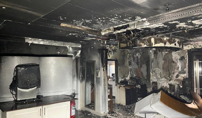 Antalya'da otel yangını!