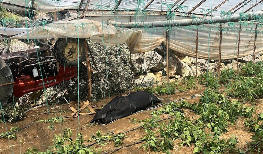 Alanya'da traktör devrildi: 1 ölü