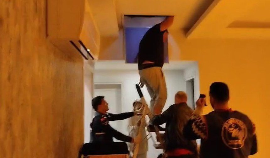 Manavgat'ta firari tavandan çıktı