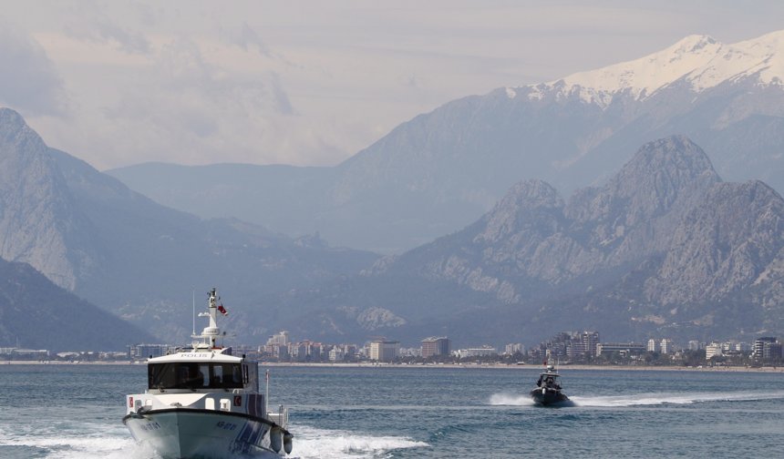 Antalya'nın deniz polisleri