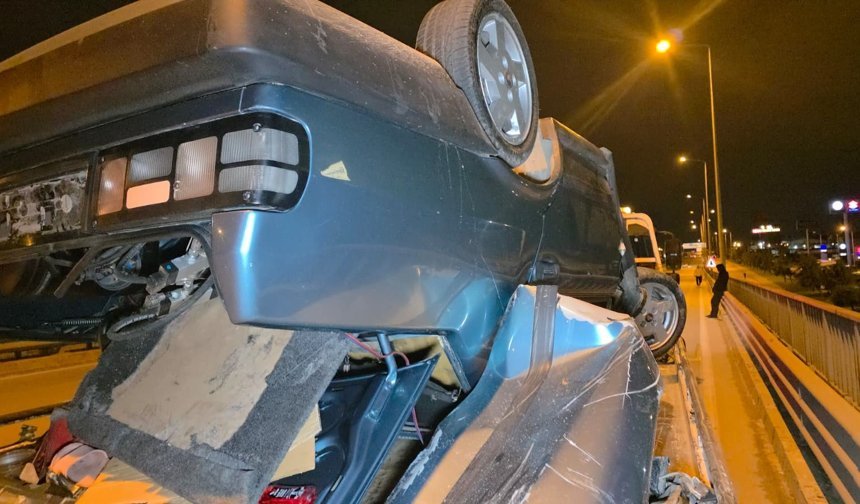 Antalya'da otomobil takla attı