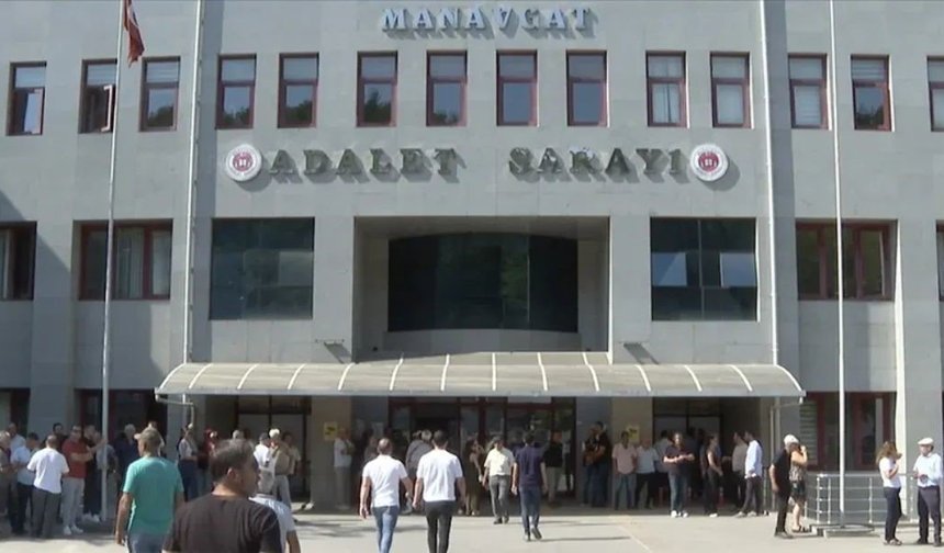 Manavgat'ta belediye soruşturmasında 5 tutuklama