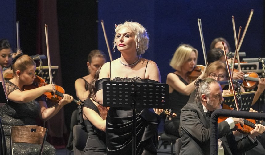 Antalya'da 'Çello Yıldızları ve Opera Bale Solistleri' konseri