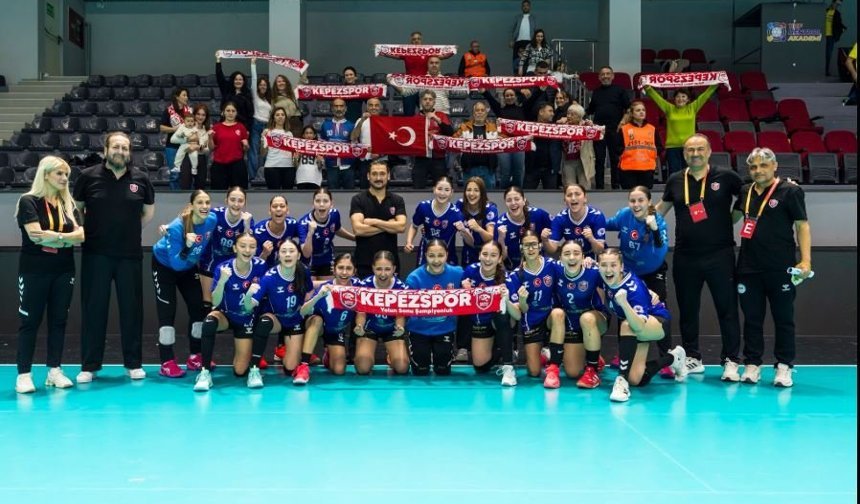 Kepezli kızlar finale çıktı