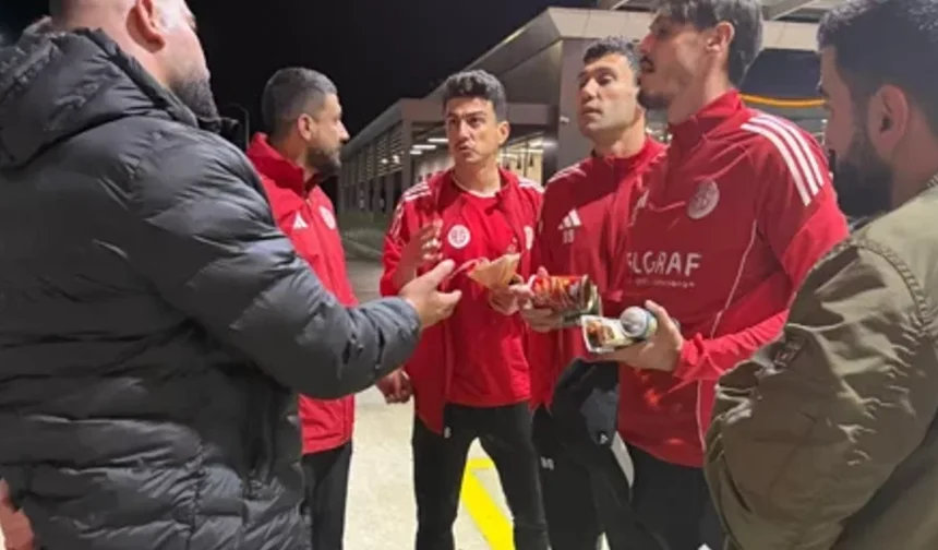 Taraftar ile oyuncular ne konuştu?