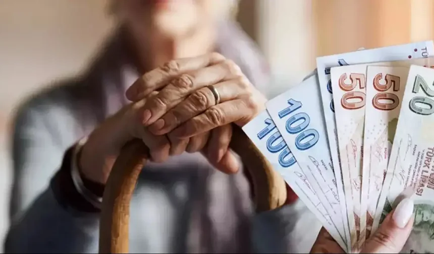Emekli ikramiyesi enflasyona yenik düştü