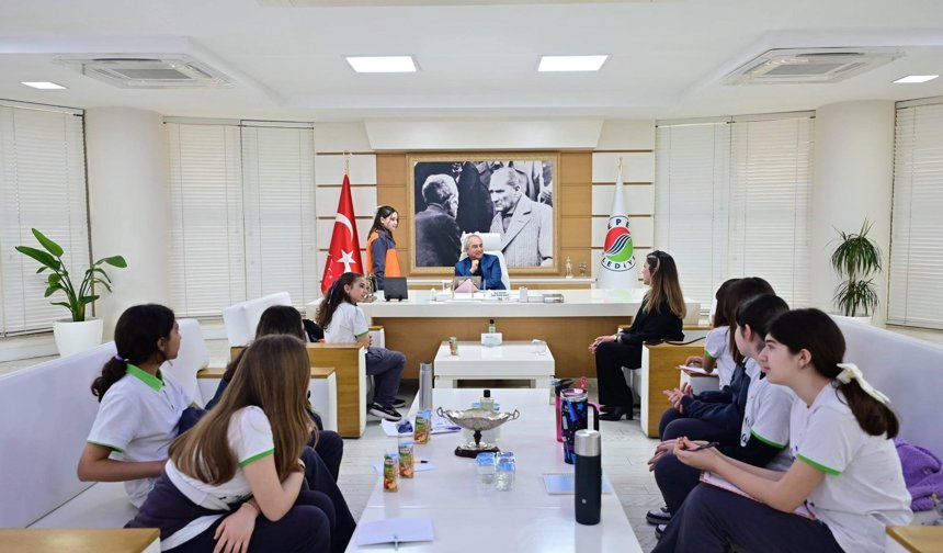 Öğrenciler projelerini Başkan Kocagöz'e anlattı