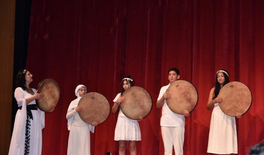 Bahar Şenliği'nde renkli görüntüler