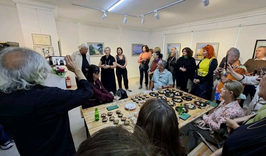 ‘İzdüşümü’ sergisi açıldı