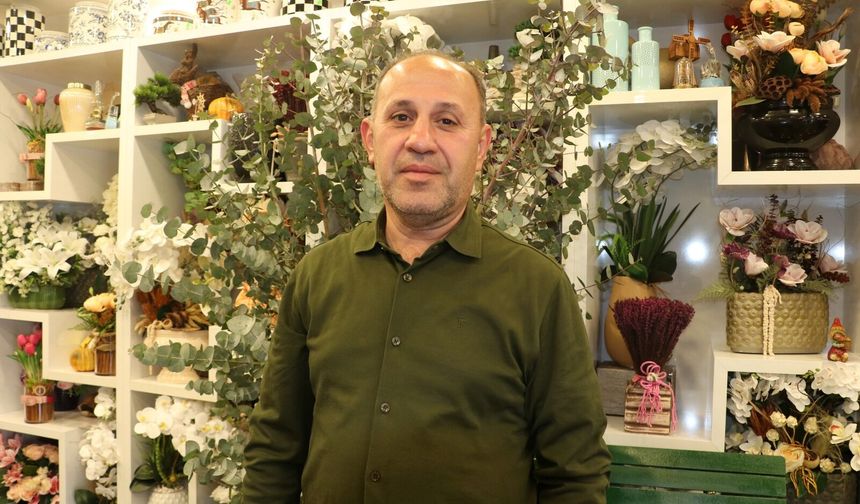 Anneye saksı çiçeği, eşlere buket