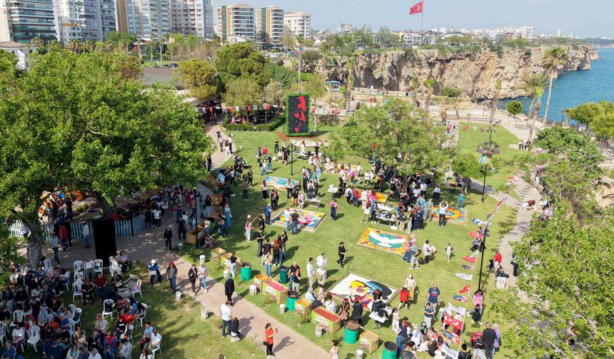 Muratpaşa'da renkli rekabet
