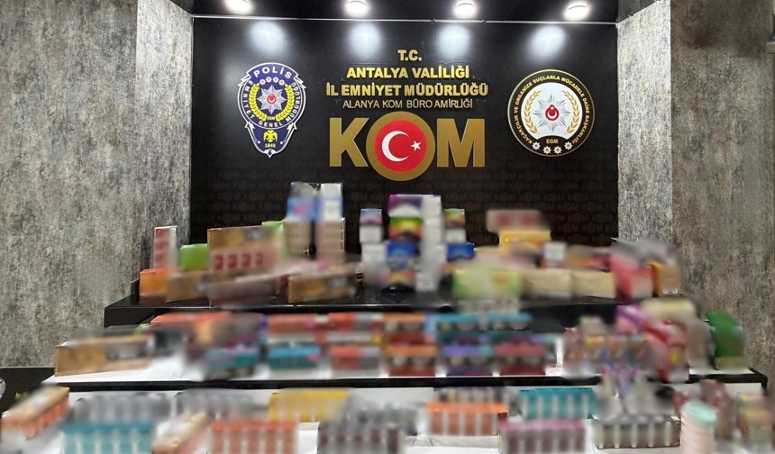 Antalya'da kaçakçılık operasyonu