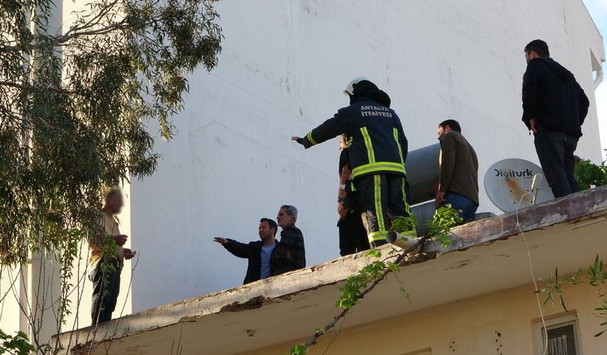 Manavgat'ta bir şahıs kendini yakmak istedi