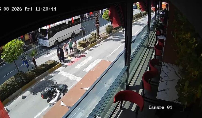 Manavgat'ta kaza güvenlik kamerasında