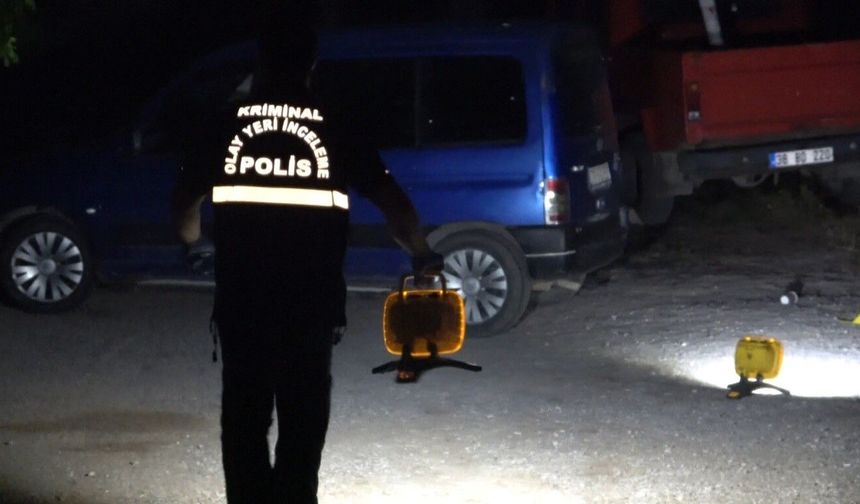 Kepez'de bıçaklı kavga: 1 ölü