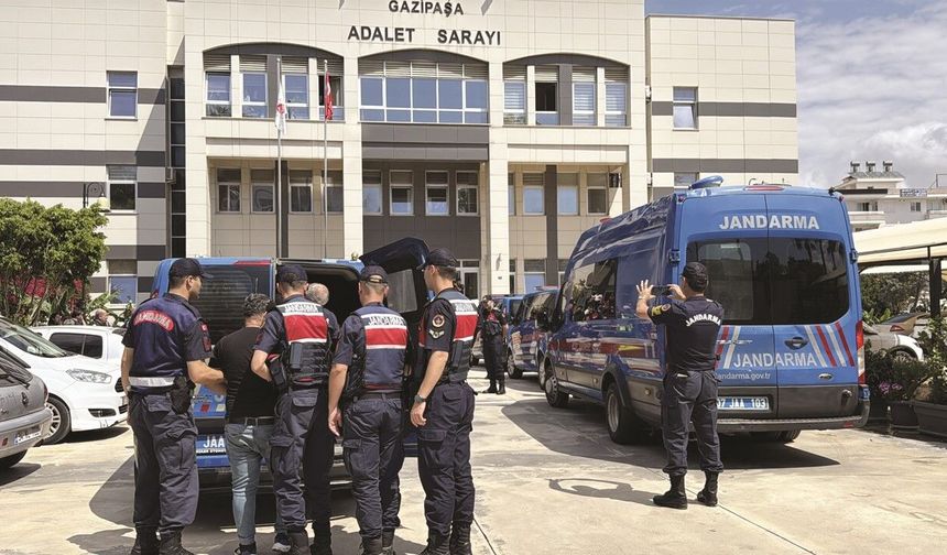 Usulsüz reçete operasyonu: 4 tutuklama