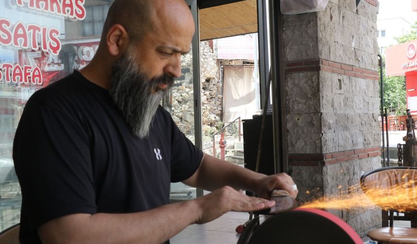 Bıçakçılarda bayram yoğunluğu
