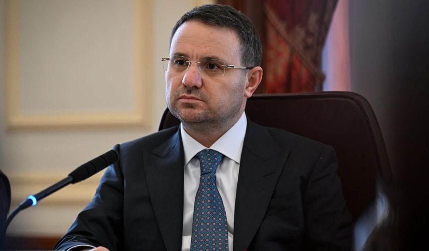 Adalet Bakanlığı 15 bin sözleşmeli personel alacak