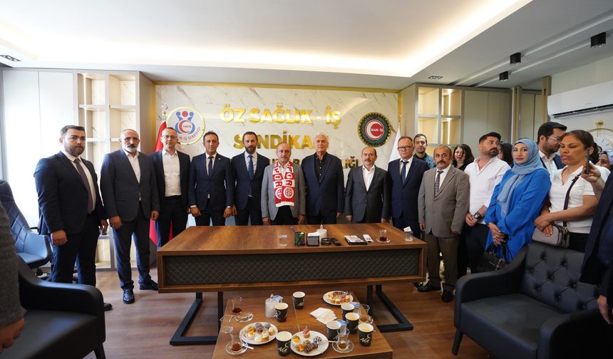 Öz Sağlık-İş Antalya Şubesi açıldı