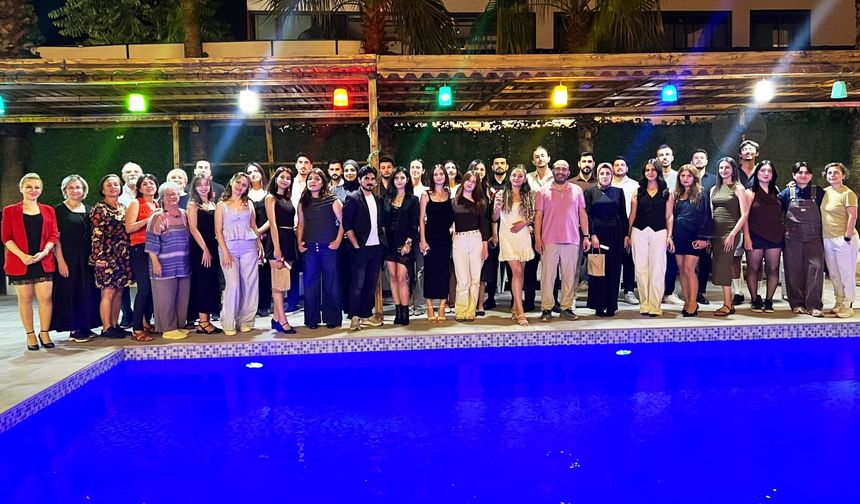 ÇYDD Antalya’dan mezuniyet töreni