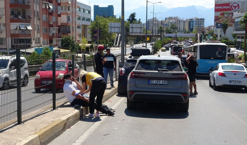 Antalya'da zincirleme kaza