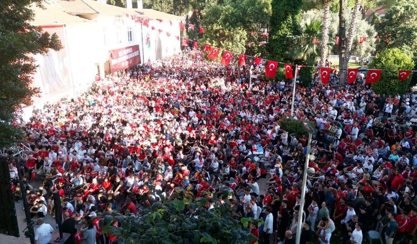 Kepez'de millli heyecan