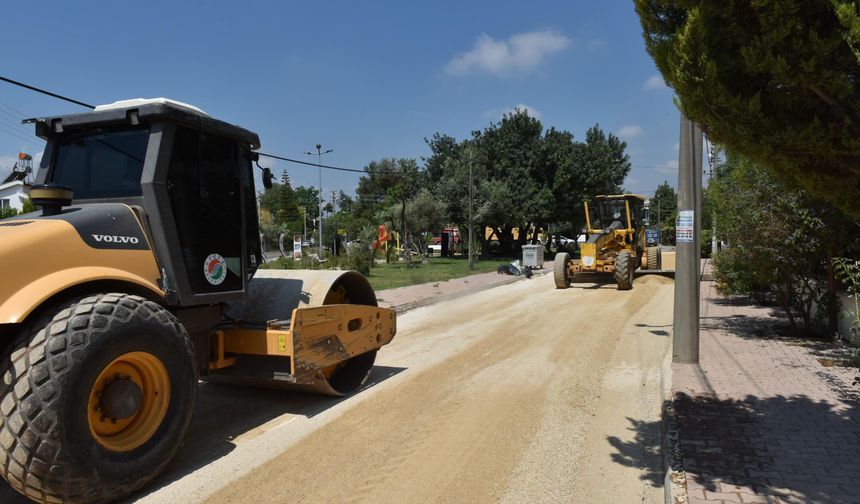 Kepez'de yol çalışması