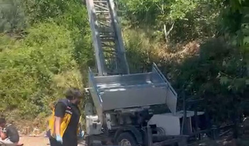 Kemer'de akılalmaz kaza: 2 ölü
