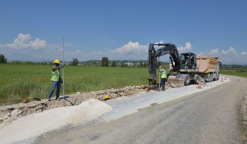 Manavgat'ta içme suyu yenileme çalışması