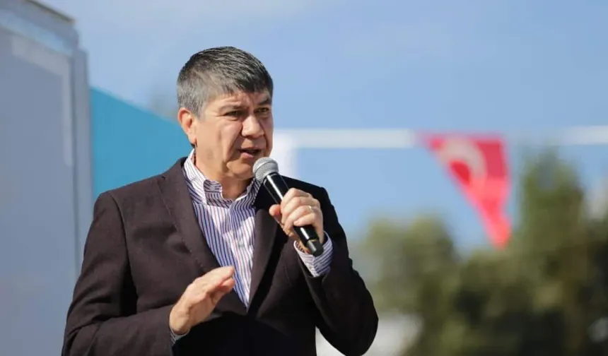 Menderes Türel’den yıllar sonra bir ilk