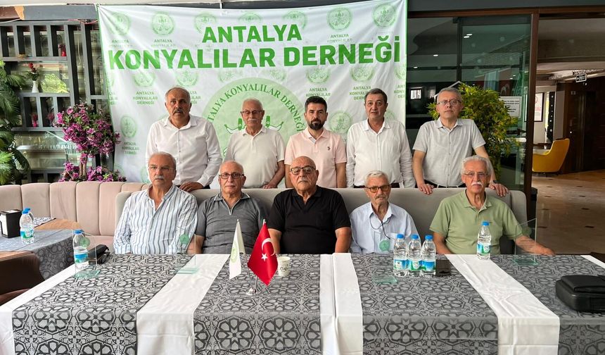 Konyalılar Antalya’da kahvaltıda buluştu