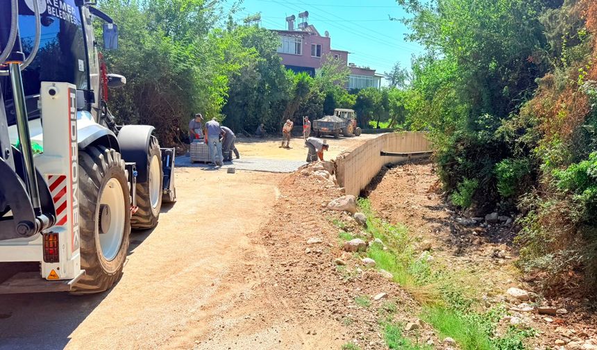 Kemer'de altyapı çalışmaları