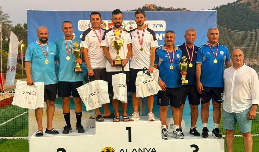 Alanya'da turnuva sona erdi