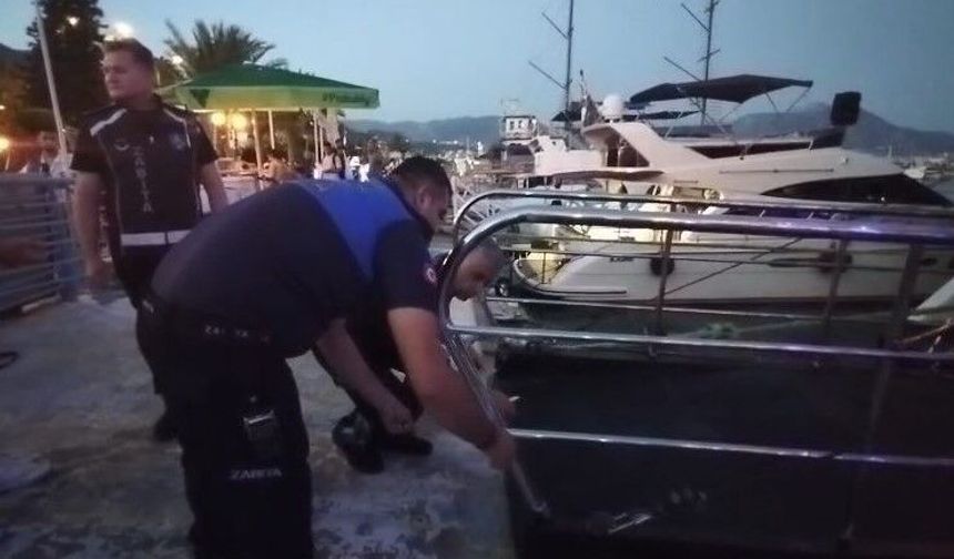 Alanya'da tur teknesi çalışanları arasında kavga