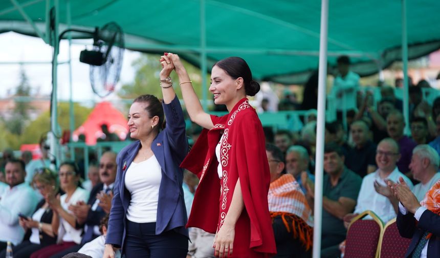 Başkan Vekili Özdemir'den Korkuteli'ye müjde