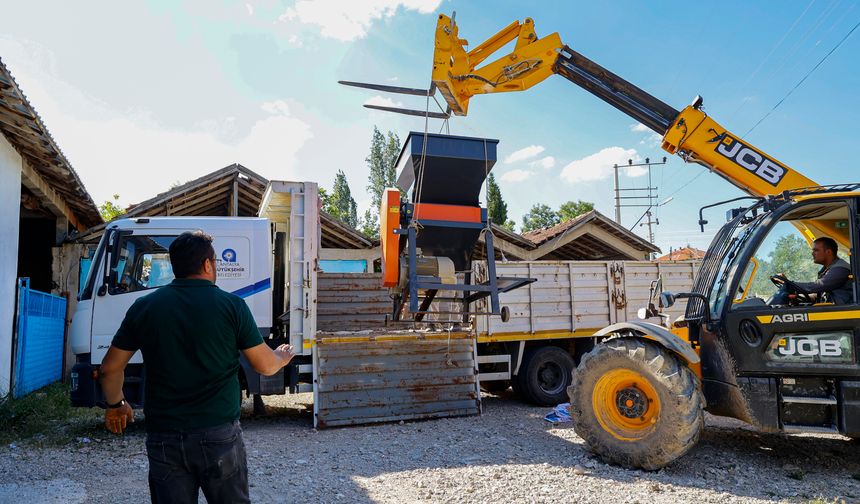 Büyükşehir’den üreticiye destek