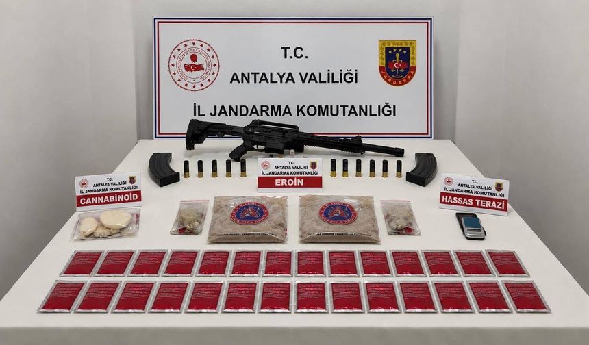 Antalya'da uyuşturucu operasyonu