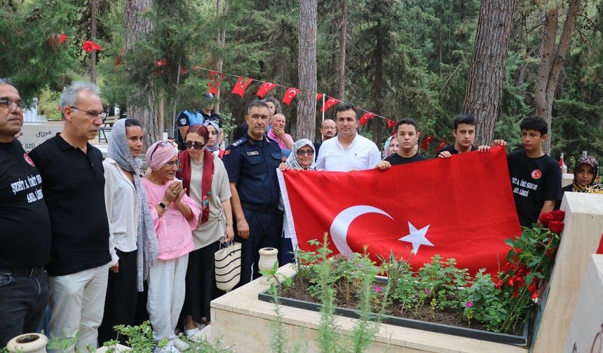 Alanya şehidini andı