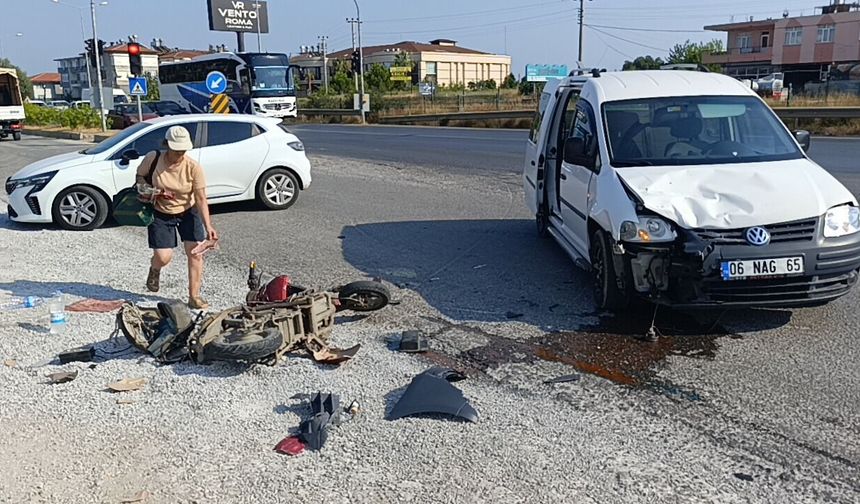 Manavgat'ta kaza anı güvenlik kamerasında